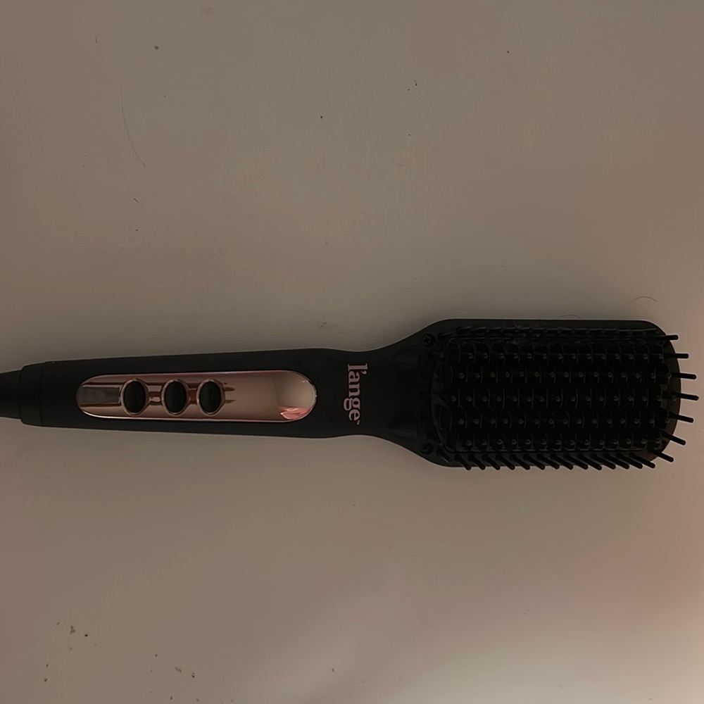 L’ANGE straightening brush with box hardly used up to 450 heat with instructions